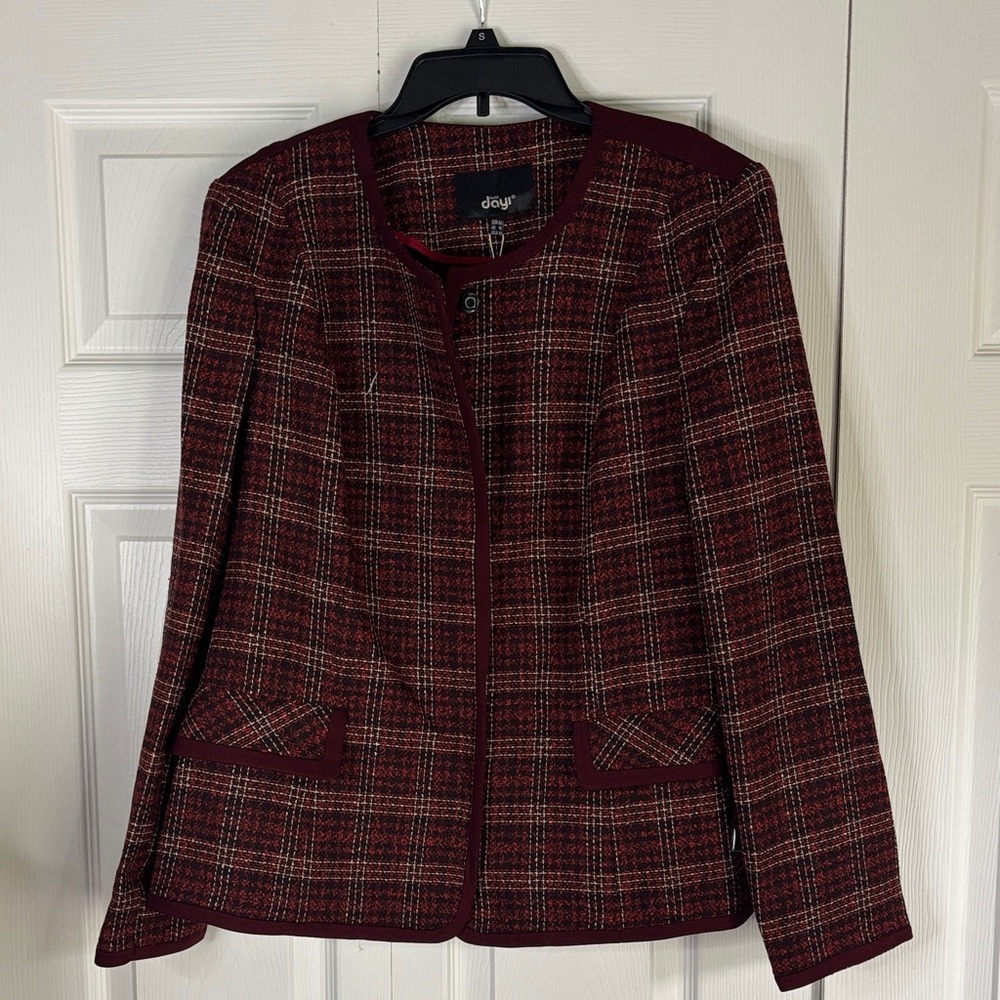 Elegant Burgundy Plaid Blazer for Women